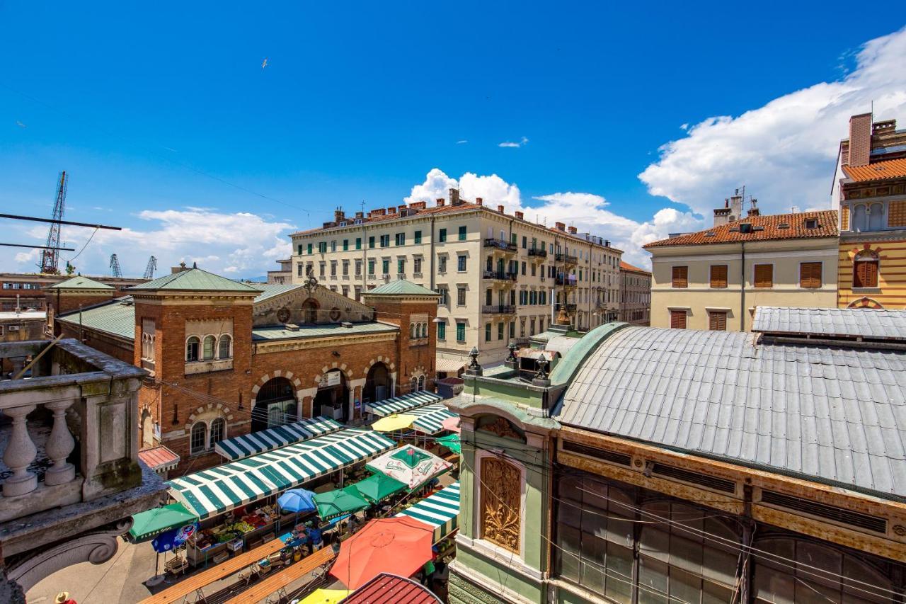 Rijeka With Love Center Buitenkant foto